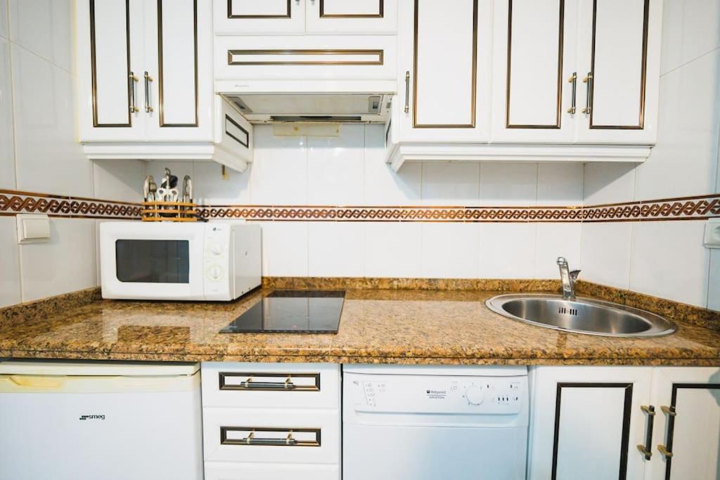 Apartamento En El Barrio De San Lorenzo, Junto A La Basilica Del Gran Poder Sevilla Bagian luar foto
